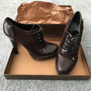 Gucci Leather and suede booties in 8